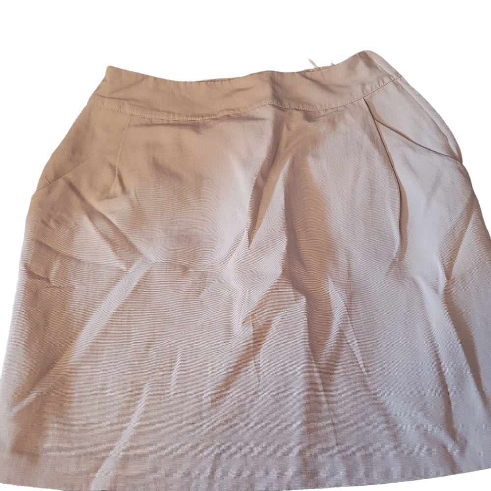 H&M Skirt Size 8 Beige Pockets Lined Side Zip